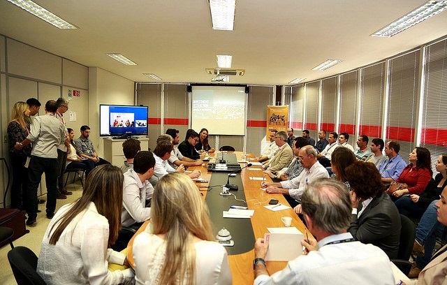 Empresa chinesa conhece potenciais de Uberaba e reúne empresários locais 