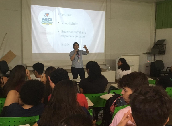 ABCZ Mulher participa de Semana Nacional de Ciência e Tecnologia 2018