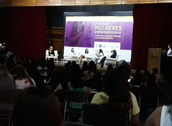 Seminário Mulheres Empreendedoras reúne mais de mil participantes na ABCZ